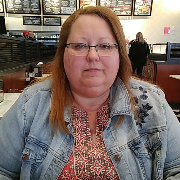 Meet your Posher, Dawn - Picture 1 of 1